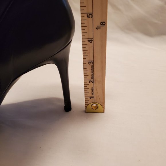 Enzo Angiolini Black Platform Ankle Boots with Silver Accents & Straps Size 8.5 - Picture 10 of 13